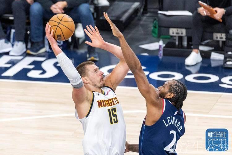 季后赛5月4日:快船掘金对决 约基奇精彩瞬间 季后赛5月4日:快船掘金对决 约基奇精彩瞬间